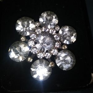 Beautiful vintage signed back Coro brooch